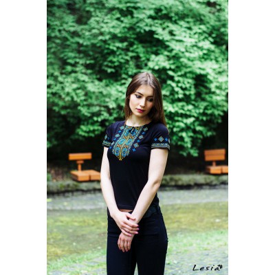 Embroidered t-shirt "Gutsul Girl - Turquoise on Black" maxi embroidery